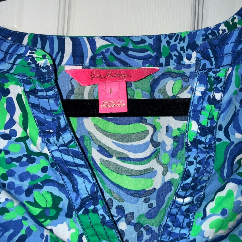 Lilly Pulitzer Blue and Green Abstract Blouse